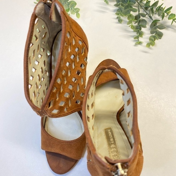 BCBGeneration Suede Tan Caged Sandal Heels Size 6 - Picture 8 of 17